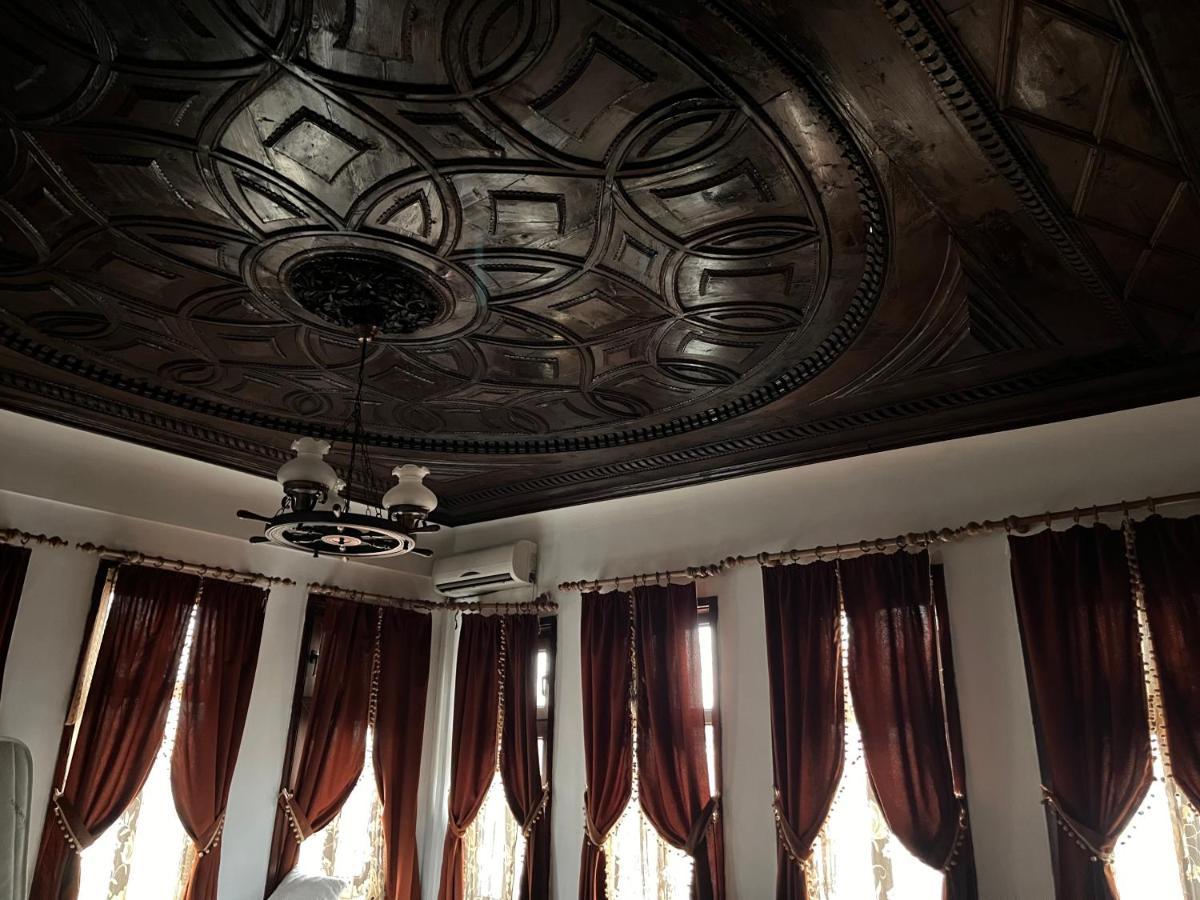 Хотел Тома Sliven Buitenkant foto