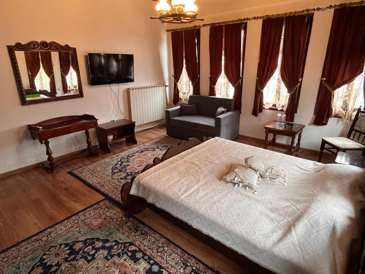 Хотел Тома Sliven Buitenkant foto